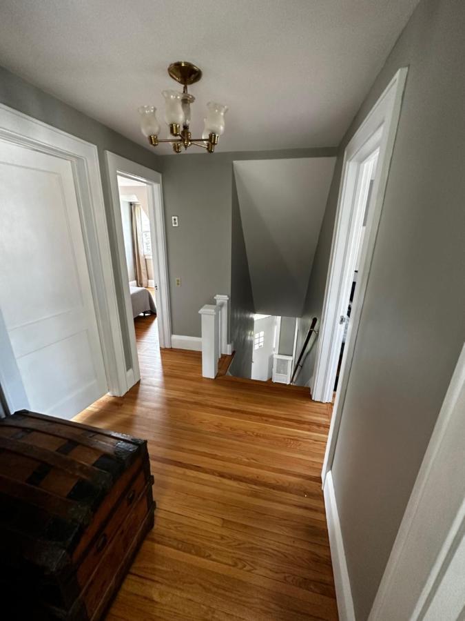 Cute Cape Cod Style Home Pittsfield Bagian luar foto