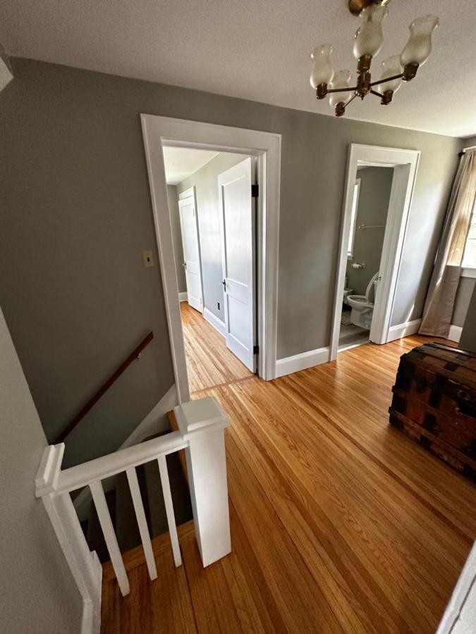 Cute Cape Cod Style Home Pittsfield Bagian luar foto